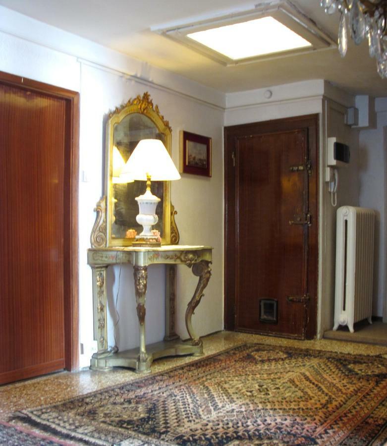 Dorsoduro461 Bed & Breakfast Venice Exterior photo