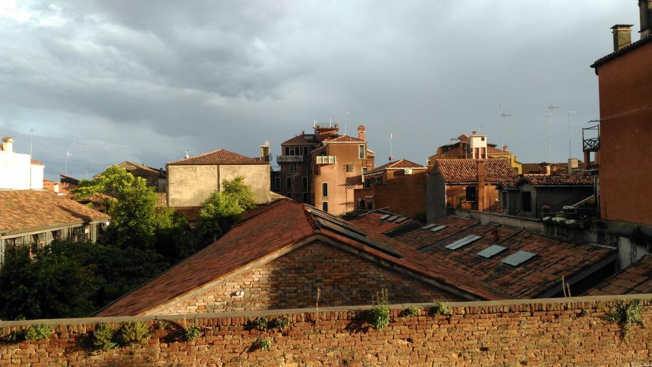 Dorsoduro461 Bed & Breakfast Venice Exterior photo